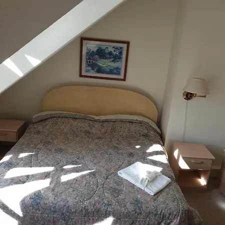 Bed & Breakfast Feher Hattyu Fogado *