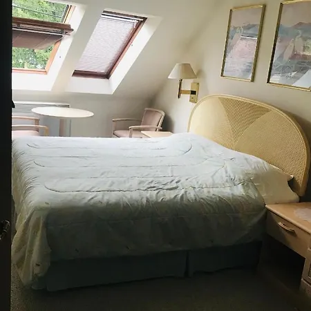 Feher Hattyu Fogado Bed & Breakfast Veroce