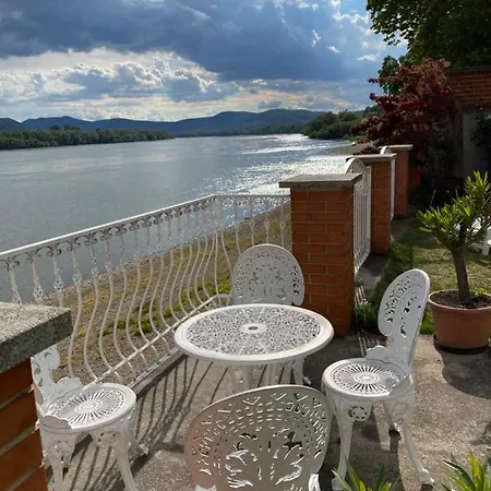 Bed & Breakfast Feher Hattyu Fogado Veroce